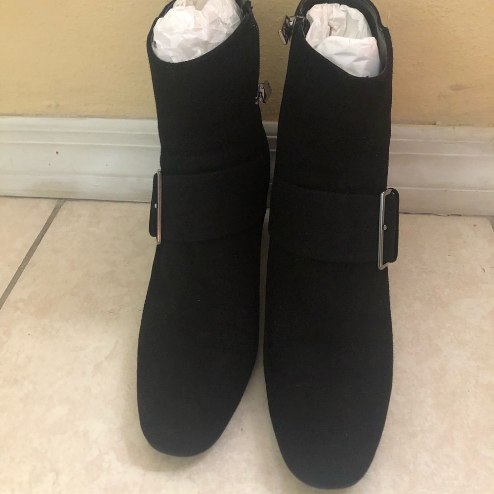 Bruno Magoli Black booties🛍